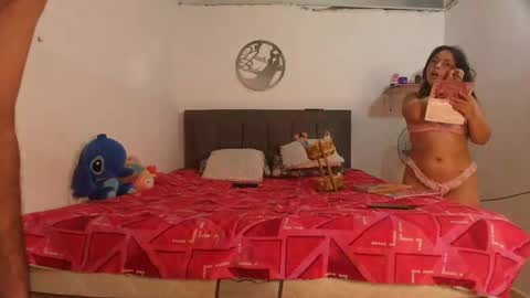 Snapshot of fire_lovex chatting on May 22, 8:42 am fire lovex online show from May 22, 8:42 am