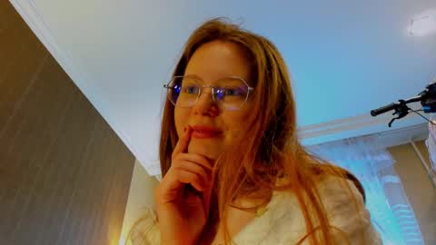 Snapshot of fire_luna chatting on January 8, 8:16 am fire_luna online show from January 8, 8:16 am