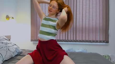 Snapshot of fire_luna chatting on January 12, 7:43 am fire_luna online show from January 12, 7:43 am