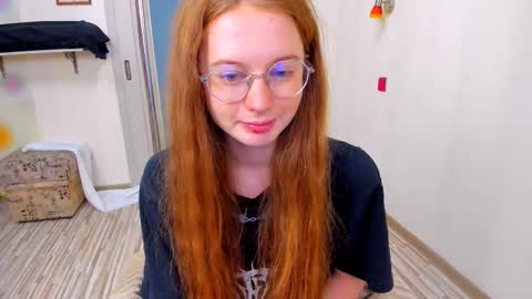 Snapshot of fire_luna chatting on November 1, 5:20 am fire_luna online show from November 1, 5:20 am