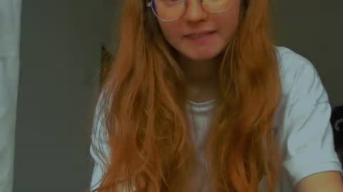 fire_luna online show from July 26, 9:05 am