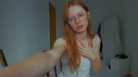 fire_luna online show from July 30, 9:08 am