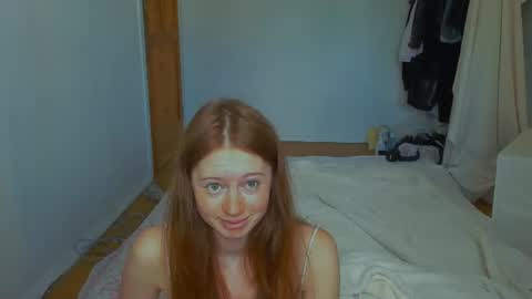 fire_luna online show from July 31, 8:14 am