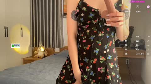 Liss  online show from December 4, 8:23 am