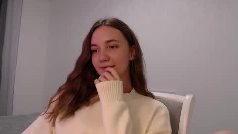 Snapshot of fireflies_fly_ chatting on September 22, 7:49 pm fireflies_fly_ online show from September 22, 7:49 pm