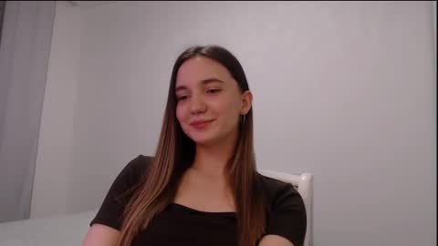 fireflies_fly_ online show from March 5, 7:32 pm