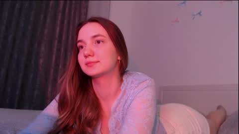 fireflies_fly_ online show from April 20, 7:48 pm