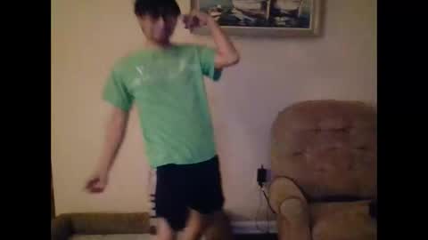 Snapshot of fitbit90 chatting on December 2, 4:07 am FitBit online show from December 2, 4:07 am