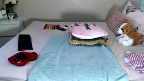 Snapshot of fitblair66_ chatting on May 11, 2:45 pm fitblair66_ online show from May 11, 2:45 pm