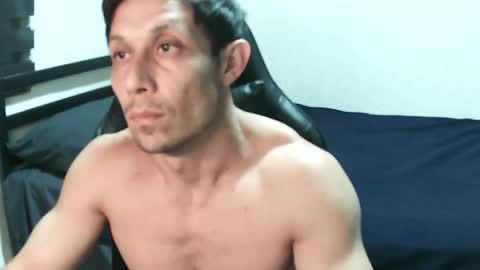 Snapshot of fitboyman chatting on March 30, 1:28 am fitboyman online show from March 30, 1:28 am