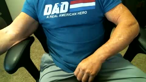 Snapshot of fitguy40 chatting on January 12, 9:53 pm fitguy40 online show from January 12, 9:53 pm