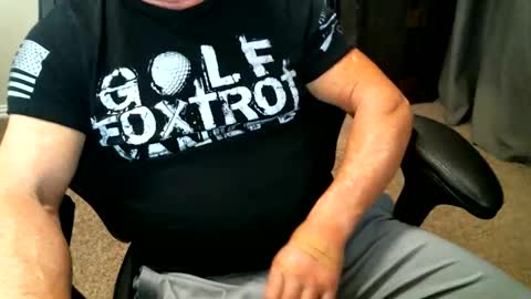 Snapshot of fitguy40 chatting on February 7, 9:40 pm fitguy40 online show from February 7, 9:40 pm