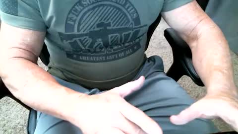 Snapshot of fitguy40 chatting on February 12, 7:20 pm fitguy40 online show from February 12, 7:20 pm