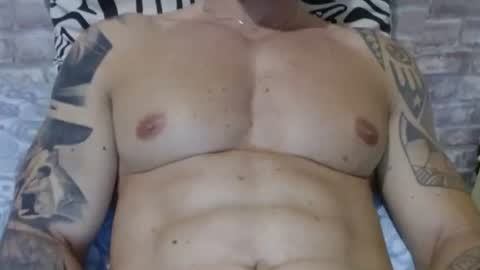Snapshot of fitness1989 chatting on May 31, 6:53 pm fitness1989 online show from May 31, 6:53 pm