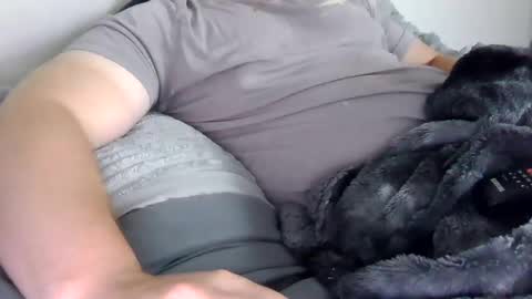 Snapshot of fitsutd23 chatting on September 10, 5:24 pm fitsutd23 online show from September 10, 5:24 pm