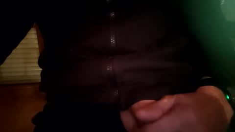 Snapshot of fiveforwilly1 chatting on January 8, 6:48 am Markus online show from January 8, 6:48 am