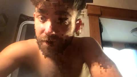 Snapshot of fjaron99 chatting on December 14, 12:05 am Thundersage25 online show from December 14, 12:05 am