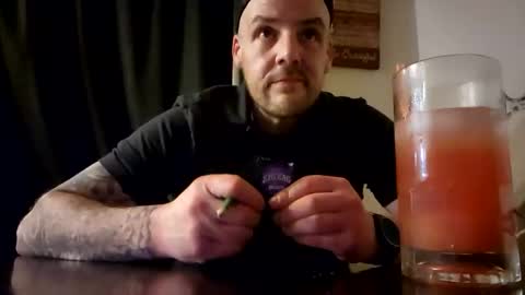 Snapshot of fkmylife6669 chatting on December 24, 10:39 pm Nate online show from December 24, 10:39 pm