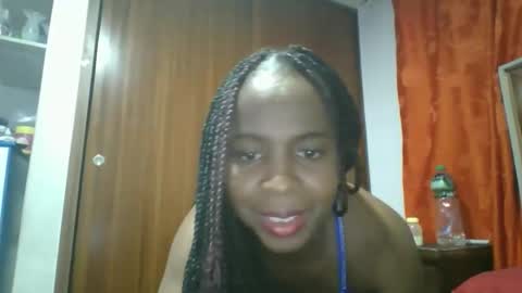 Snapshot of flacahot33 chatting on April 14, 10:27 pm flacahot33 online show from April 14, 10:27 pm