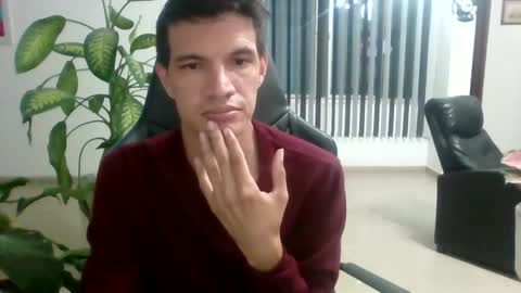 Snapshot of flacohotsexy chatting on October 13, 2:00 am Charles mi new  TWT Flacousa1 online show from October 13, 2:00 am