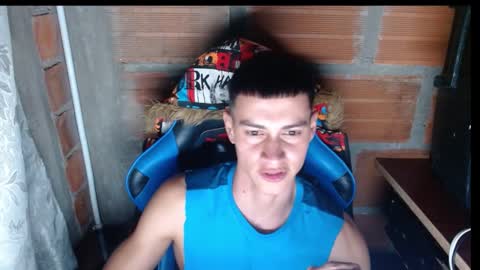 Snapshot of flacolatind chatting on December 11, 3:02 am FLACO online show from December 11, 3:02 am