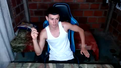 Snapshot of flacolatind chatting on January 26, 4:51 am FLACO online show from January 26, 4:51 am