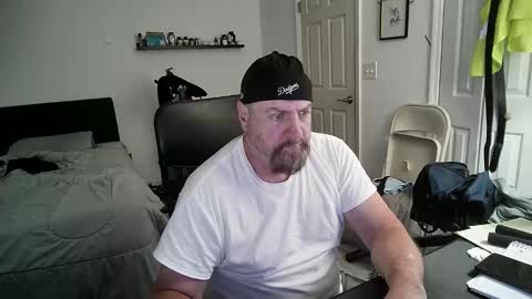 Snapshot of flaguy3233 chatting on January 9, 9:05 pm Florida guy online show from January 9, 9:05 pm