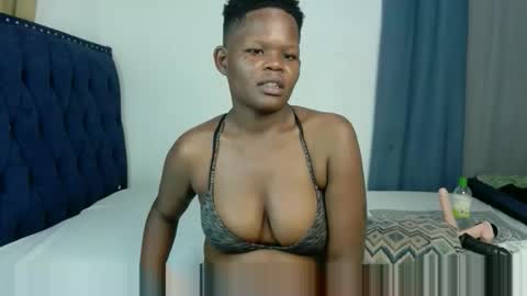 Snapshot of flaquo1 chatting on October 25, 1:40 pm flaquo1 online show from October 25, 1:40 pm