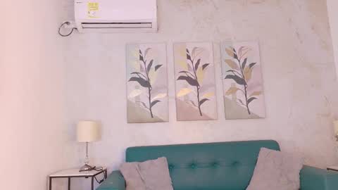 Flavia online show from February 12, 7:42 pm