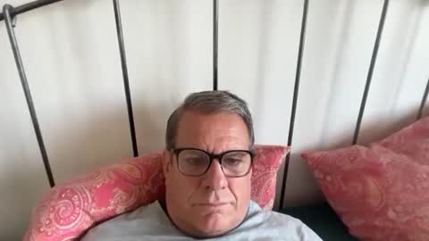 Snapshot of flavor1972 chatting on June 16, 7:11 am flavor1972 online show from June 16, 7:11 am
