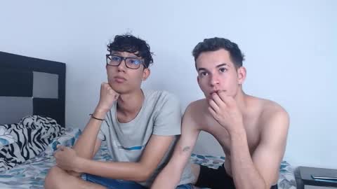 Snapshot of fleeting_love chatting on January 8, 6:21 pm Steven and Daniel online show from January 8, 6:21 pm