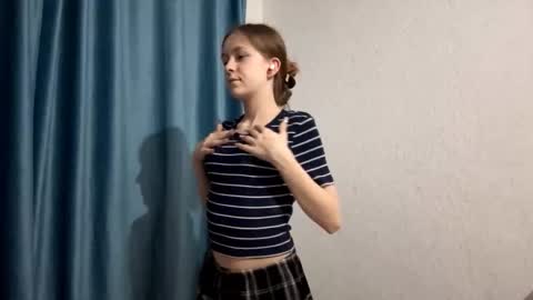 Emma online show from March 5, 7:21 pm