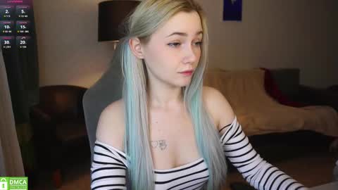 Lisa online show from January 15, 9:40 pm