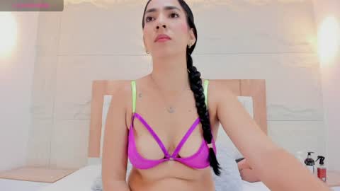 Snapshot of fleurgreco chatting on June 13, 12:14 pm FLEUR online show from June 13, 12:14 pm