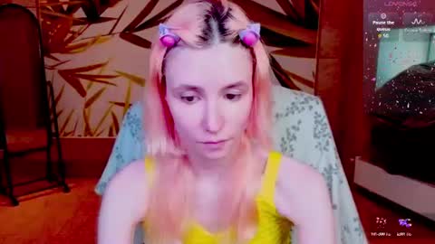 Snapshot of fleximona chatting on July 18, 8:51 am FlexiMona online show from July 18, 8:51 am