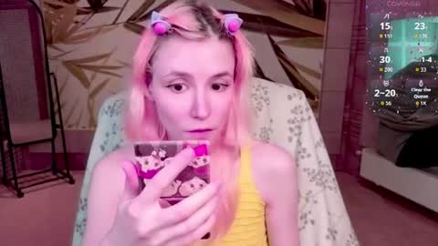 Snapshot of fleximona chatting on July 19, 9:02 am FlexiMona online show from July 19, 9:02 am