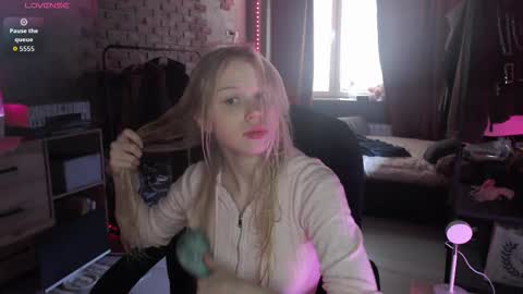 flexsexswagex online show from November 19, 9:09 am