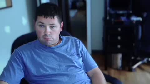 FL guy online show from October 15, 5:24 pm