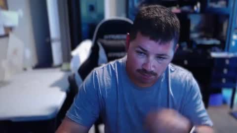 FL guy online show from April 27, 12:36 pm