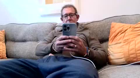 Snapshot of flirtofcharleston chatting on December 2, 9:50 pm Flickrbrite online show from December 2, 9:50 pm