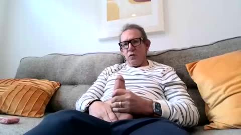 Snapshot of flirtofcharleston chatting on March 10, 8:12 pm Flickrbrite online show from March 10, 8:12 pm