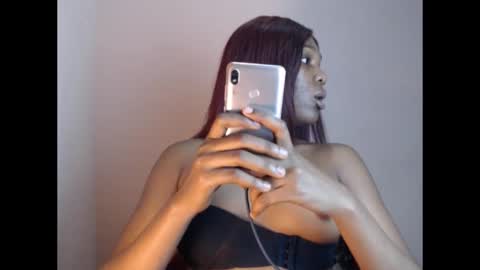 Snapshot of flirtxxdiva chatting on December 16, 11:26 am flirtxxdiva online show from December 16, 11:26 am