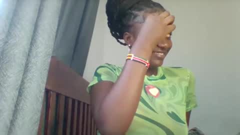 flirty_arrya online show from April 24, 9:56 am