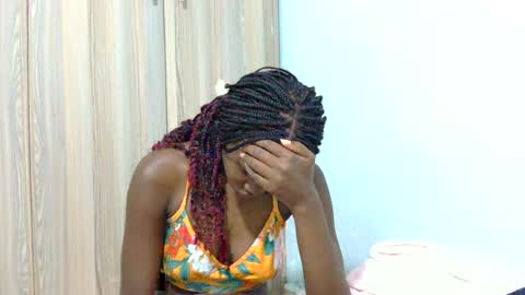 Snapshot of flirty_paw chatting on June 20, 11:07 pm Parineetii online show from June 20, 11:07 pm