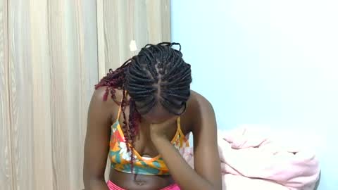 Snapshot of flirty_paw chatting on June 21, 11:13 am Parineetii online show from June 21, 11:13 am