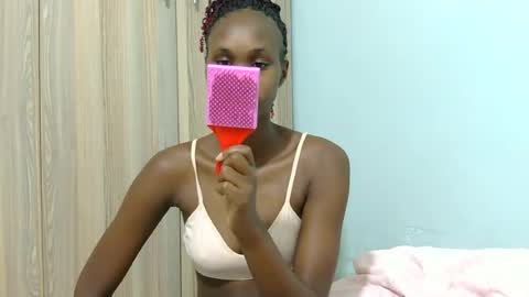 Snapshot of flirty_paw chatting on June 24, 6:34 am Parineetii online show from June 24, 6:34 am