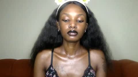 sheery online show from June 27, 1:21 am