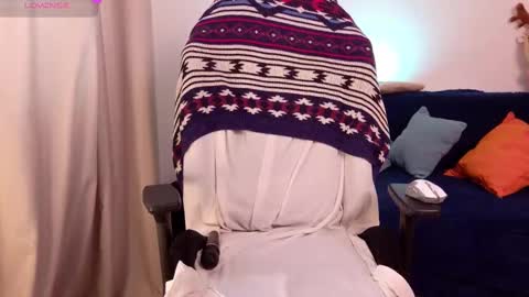 Snapshot of flonodo chatting on February 10, 6:20 am Eliza online show from February 10, 6:20 am