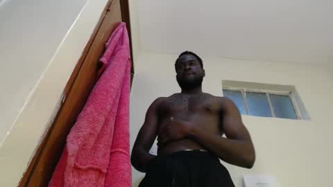 Snapshot of floppy_black chatting on November 14, 5:55 pm floppy_black online show from November 14, 5:55 pm