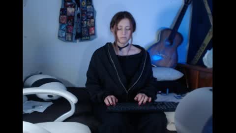Snapshot of flor3citarockera chatting on May 2, 6:13 pm flor3citarockera online show from May 2, 6:13 pm